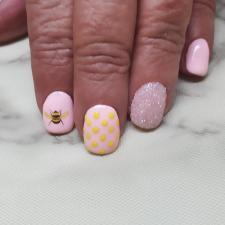 Yuval manicure