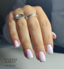 Naama kirat nails