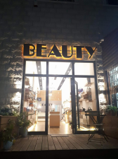 Beauty accessories