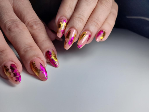 Eva nails